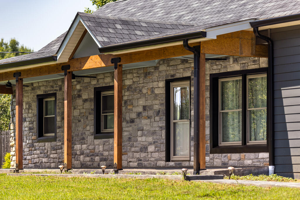 Stone Home with Kentucky Grey Limestone