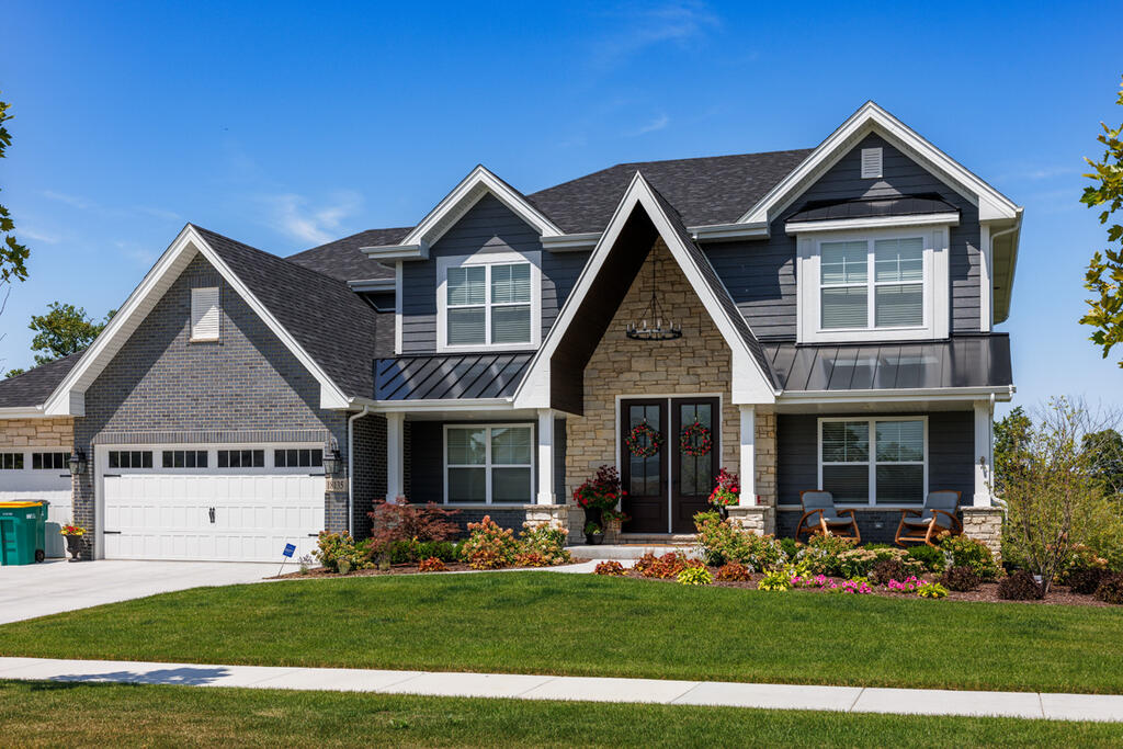 Brick Home with Ebonite Velour