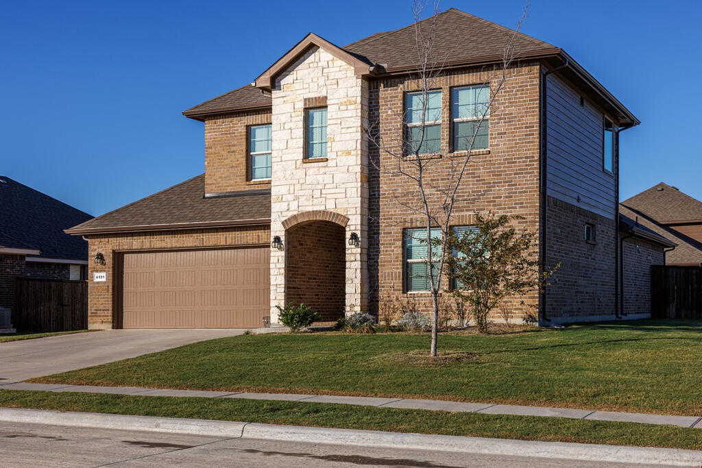 Brick Home with Smoky Mountain Williamsburg