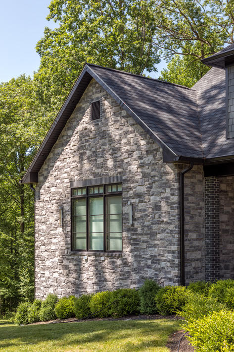 Brick & Stone Home with Charcoal (S85) & Adirondack Squared Fieldstone